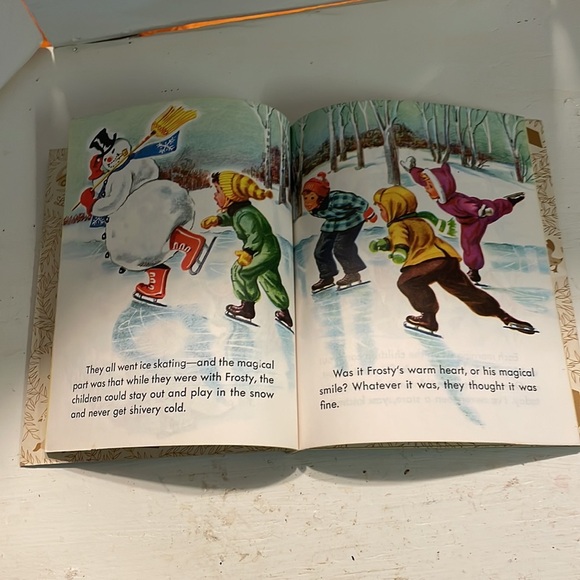 Vintage 1982 35th ed A Little Golden Book Frosty the snow man hardcover book - Picture 9 of 10